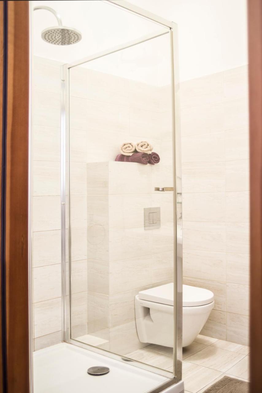 Apartmán Apartament Chmielna 5 Varšava Exteriér fotografie